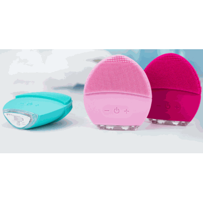 Rechargeable Face Wash Artifact with ultrasonic vibration technology in multiple colors, premium silicone construction.